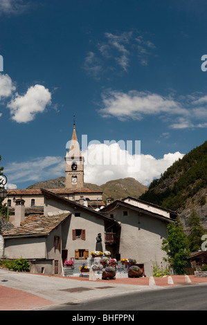 Lanslebourg mont - Cenis-Dorf in den französischen Alpen Stockfoto