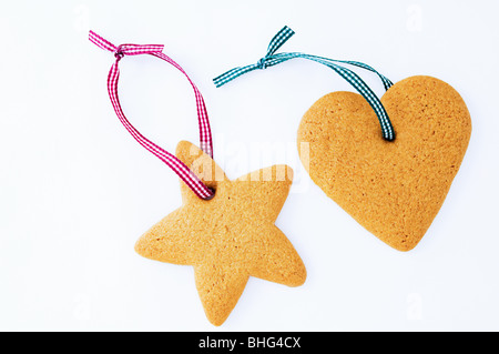 Sterne und Herzen geformt cookies Stockfoto