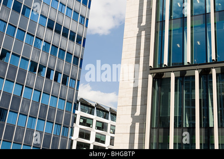 Fassade eines Bürogebäudes Stockfoto