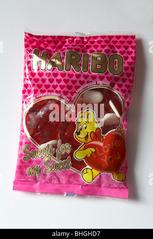 Tüte Haribo Herz geformten Süßigkeiten für meine Süße isoliert auf weißem Hintergrund Stockfoto
