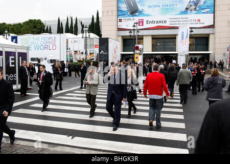 Der Mobile World Congress 2010 vereint die neuesten Entwicklungen im Mobilfunk-Branche. Stockfoto