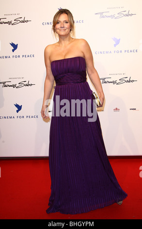 KIM FISHER CINEMA FOR PEACE GALA BERLIN FILM FESTIVAL 2010 KONZERTHAUS AM GENDARMENMARKT BERLIN Deutschland 15. Februar 2010 Stockfoto