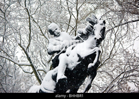 Statue von Jose Marti auf dem Pferderücken in Central Park in New York City Stockfoto