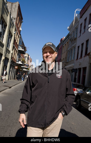 Bürgermeister von New Orleans, Mitch Landrieu, Wandern rund um French Quarter am Tag nach seiner Wahl, 7. Februar 2010 Stockfoto