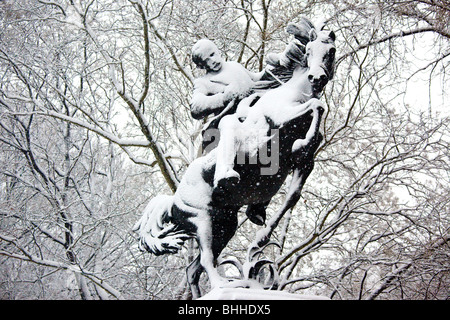 Statue von Jose Marti auf dem Pferderücken in Central Park in New York City Stockfoto
