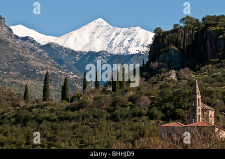 Profitis Ilias, der größte Berg im Bereich Taygetos von Kardamyli in die äußere Mani, Messenien, Peloponnes, Griechenland gesehen. Stockfoto