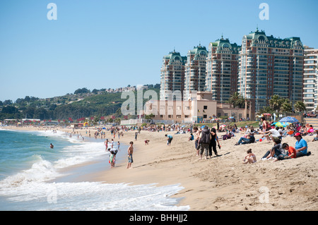 Der Strand von Viña Del Mar, Chile in der Nähe von Valparaiso Stockfoto