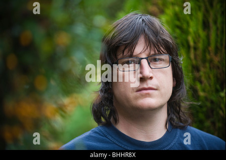 Llwyd Owen ein junger Autor, der detective Romane in der walisischen Sprache schreibt. Stockfoto