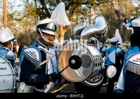 Staging-Bereich des Endymion mit marching Band, Karneval 2010, New Orleans, Louisiana Stockfoto