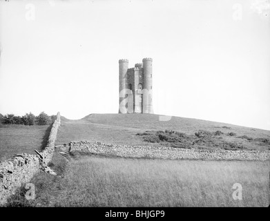 Broadway Tower, Broadway, Hereford und Worcester, 1900. Künstler: Henry Verspottung Stockfoto