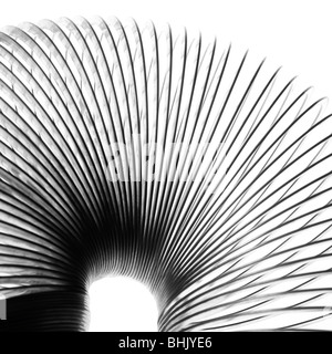 Slinky Chrom auf weißem Hintergrund Stockfoto