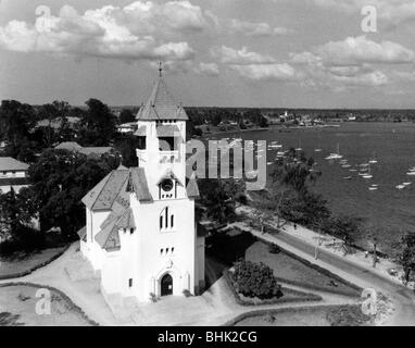 Geographie/Reise, Tansania, Daressalam, Kirchen, Blick auf die alte deutsche Kirche und den Jachthafen, 1962, Stockfoto