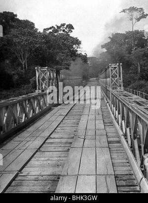 Geographie/Reisen, Kongo, Ereignisse, Simba-Aufstand 1964 - 1965, Brücke über den Fluss Ituri (Aruwimi) nach Sprengversuch der Rebellen, Provinz Orientale, 30.11.1964, Stockfoto