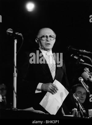 Menachem Begin (1913-1992), 6. Premierminister von Israel. Künstler: Sidney Harris Stockfoto