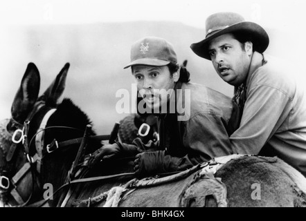 Billy Crystal (1947) und John lovitz, US-amerikanischer Schauspieler, 1993. Artist: Unbekannt Stockfoto