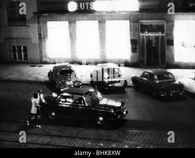 Justiz, Verbrechen, Raub, banküberfall mit Geiselnahme, Deutsche Bank Büro, München, Prinzregentenstraße, 4.8.1971, Stockfoto