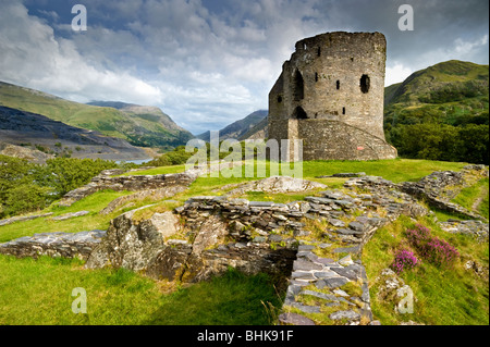 Dolbadarn Burg, Llanberis Pass, Snowdonia National Park, North Wales, UK Stockfoto