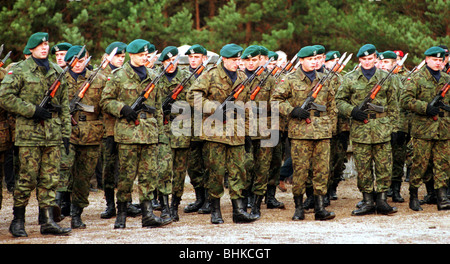 Polnische Soldaten des multinationalen Korps Nordost, Karwice, Polen Stockfoto