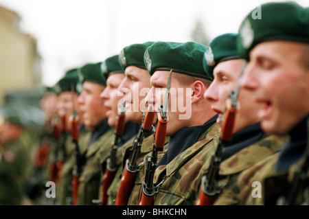 Polnische Soldaten des multinationalen Korps Nordost, Karwice, Polen Stockfoto