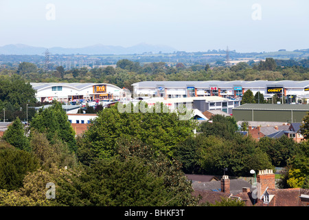 St. Oswald Retail Park, eine Kante der Stadt Einkaufszentrum in Gloucester. NB - dieser B & Q-Shop ist der größte in Großbritannien. Stockfoto