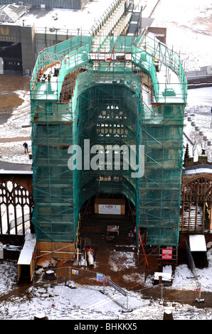 Restaurierungsarbeiten am alten Dom im Winter, Coventry, England, UK Stockfoto