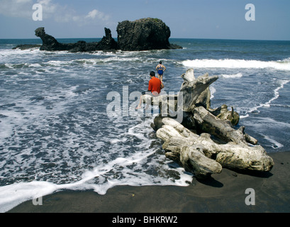 El Salvador. Zunzal. El Tunco Strand. Stockfoto