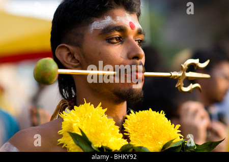 Pilger am Thaipusam Malaysia 2010 wird besessen, Thaipusam ist eine hinduistische Festival vor allem von der tamilischen Gemeinschaft gefeiert. Stockfoto