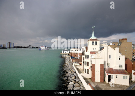 Portsmouth-Hafeneinfahrt Stockfoto