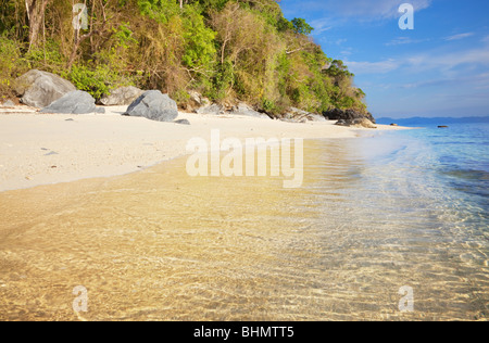 Verlassener Strand; Bacuit Archipels; Palawan; Philippinen. Stockfoto