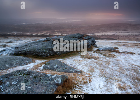 Blick vom Haytor Rocks in Richtung Newton Abbot. Dartmoor-Nationalpark Stockfoto
