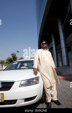 Taxifahrer Jeddah Saudi-Arabien Arabisch Auto Taxi Stockfoto