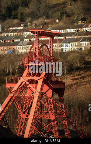 Das alte Lewis Merthyr Grube gewundenen Kopfbedeckung im Rhondda Heritage Park Kohle Bergbaumuseum Trehafod Rhondda Valley South Wales Stockfoto