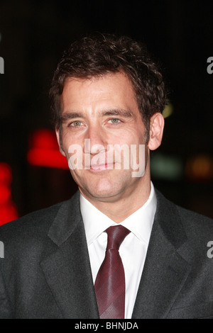 CLIVE OWEN DOPPELZÜNGIGKEIT Welt Filmpremiere die EMPIRE LEICESTER SQUARE LONDON ENGLAND 10. März 2009 Stockfoto