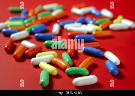 Bunte Pille Süßigkeiten candy mit selektiven Fokus Muster Hintergrund Stockfoto