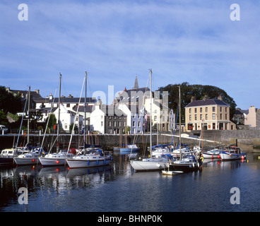 Blick auf Hafen und Stadt, Castletown, Malew Parish, Isle Of Man Stockfoto