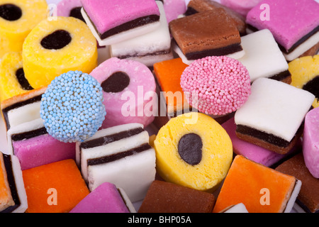 ein Haufen von Farbe-Lakritz-Bonbons Stockfoto