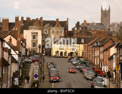 Untere Breite Straße, Ludlow, von der Brücke Stockfoto