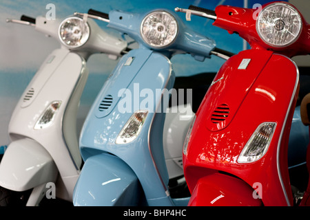 Vespa-Showroom in Hanoi, Vietnam Stockfoto