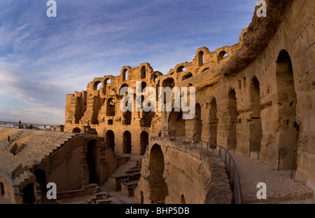 Berühmte El Jem römische Amphitheater, drittgrößte in der Welt in El Jem Tunesien Afrika Stockfoto