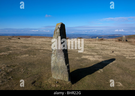 Mitchells Fold Steinkreis auf Stapeley Hügel im Süden Shropshire Hügel in der Nähe von Kirche Stretton und die Stiperstones Stockfoto