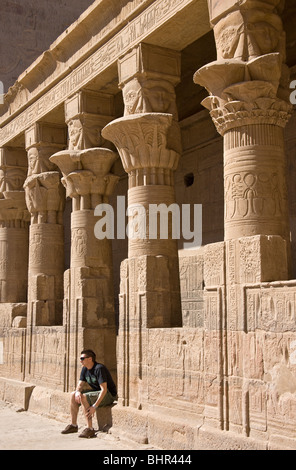 Spalten in der ptolemäischen Tempel von Philae. Stockfoto