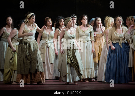 Welsh National Opera Produktion von Carmen von Bizet in Wales Millennium Centre Cardiff South Wales UK Stockfoto