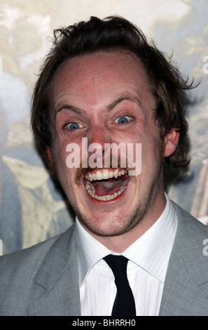 TOM BUDGE der pazifischen HBO LOS ANGELES PREMIERE HOLLYWOOD LOS ANGELES CA USA 24. Februar 2010 Stockfoto