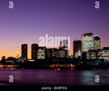 Nachtansicht des Sumida-Fluss, Chuo, Tokyo, Japan Stockfoto