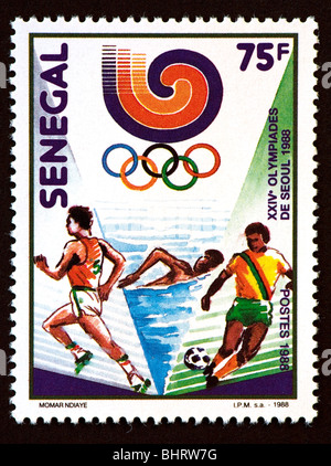 Briefmarke aus dem Senegal Darstellung Sport von den Olympischen Sommerspielen und ehrt die Spielen 1988 in Seoul, Korea Stockfoto