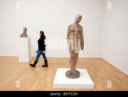 Moderne Skulptur auf dem Display in der Kunsthalle Art Gallery in Hamburg Deutschland Stockfoto