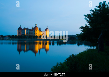 Schloss Moritzburg bei Nacht in der Nähe von Dresden, Deutschland Stockfoto