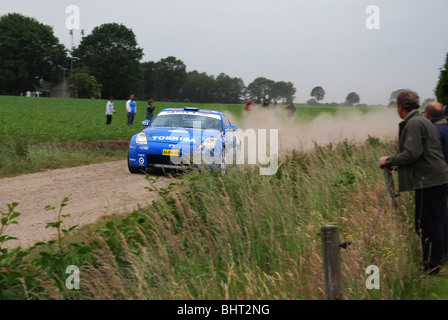 Nissan 350Z auf 2009 Rallye niederländische Paradigit-ELE Stockfoto