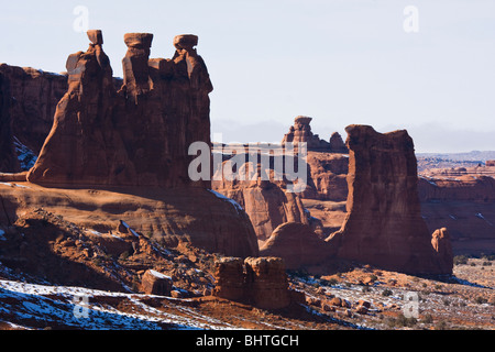 Drei Klatsch und Schafe Felsformationen im Arches National Park, Utah. Stockfoto