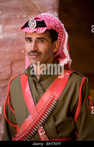 Wache am Fiskus oder Al Khaznah an die alten roten rose Stadt Petra in Wadi Musa, Jordanien. Stockfoto